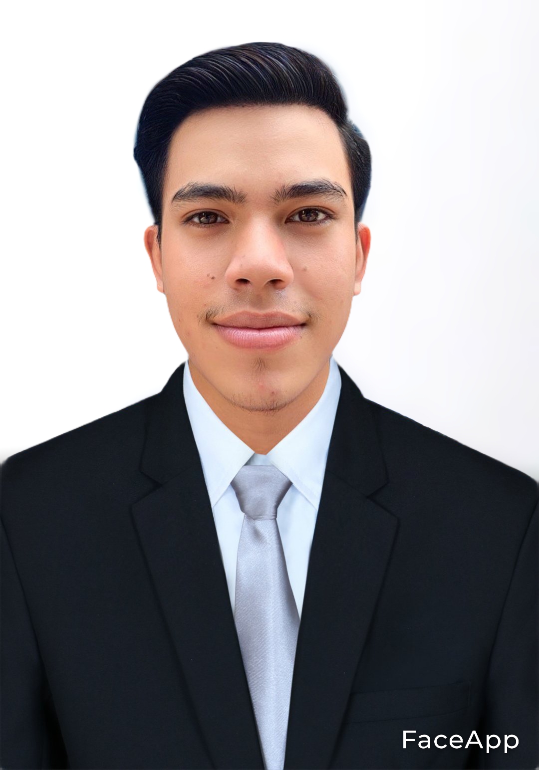 FaceApp_1635573424942.jpg