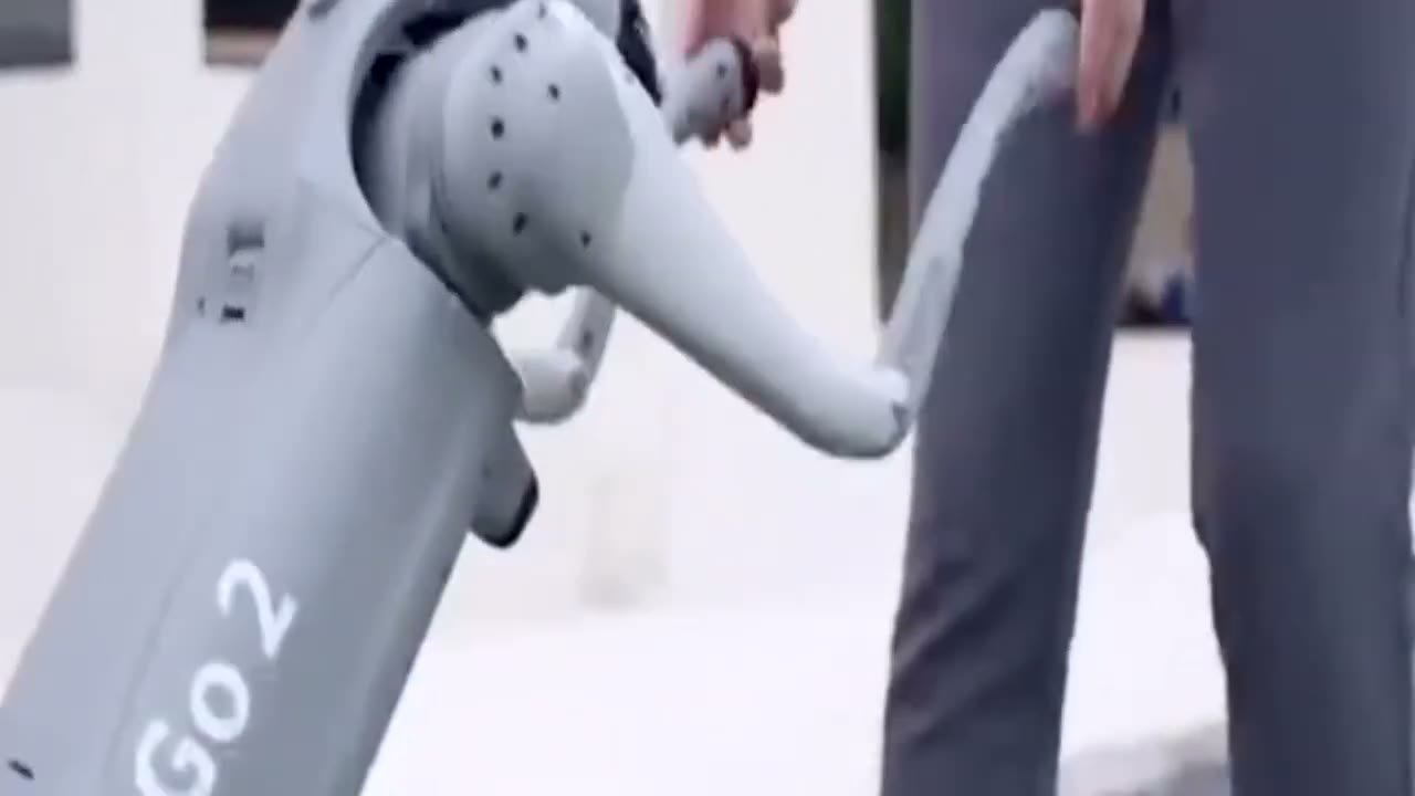 10 NEW Inventions That Will Change Lives In 2025! image 2